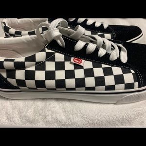 Men’s ecko unltd checkered shoes brand new